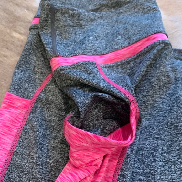 Side Pocket Active Leggings Large - Picture 3 of 6